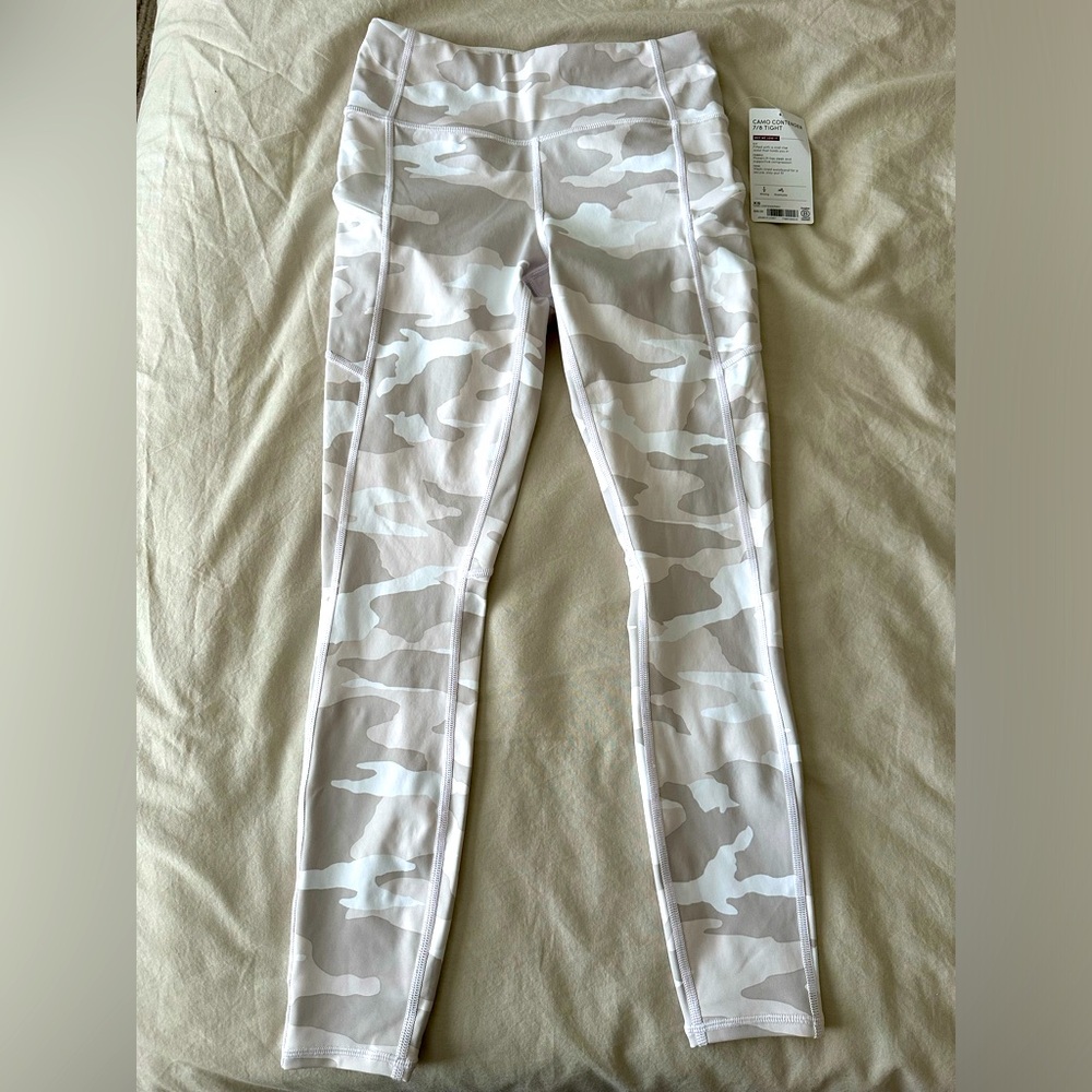 NWT Athleta White Camo Contender 7/8 Tights XS